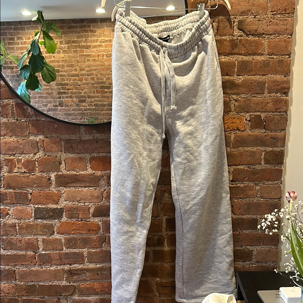 Pretty Little Thing Oversized Grey Sweatpants